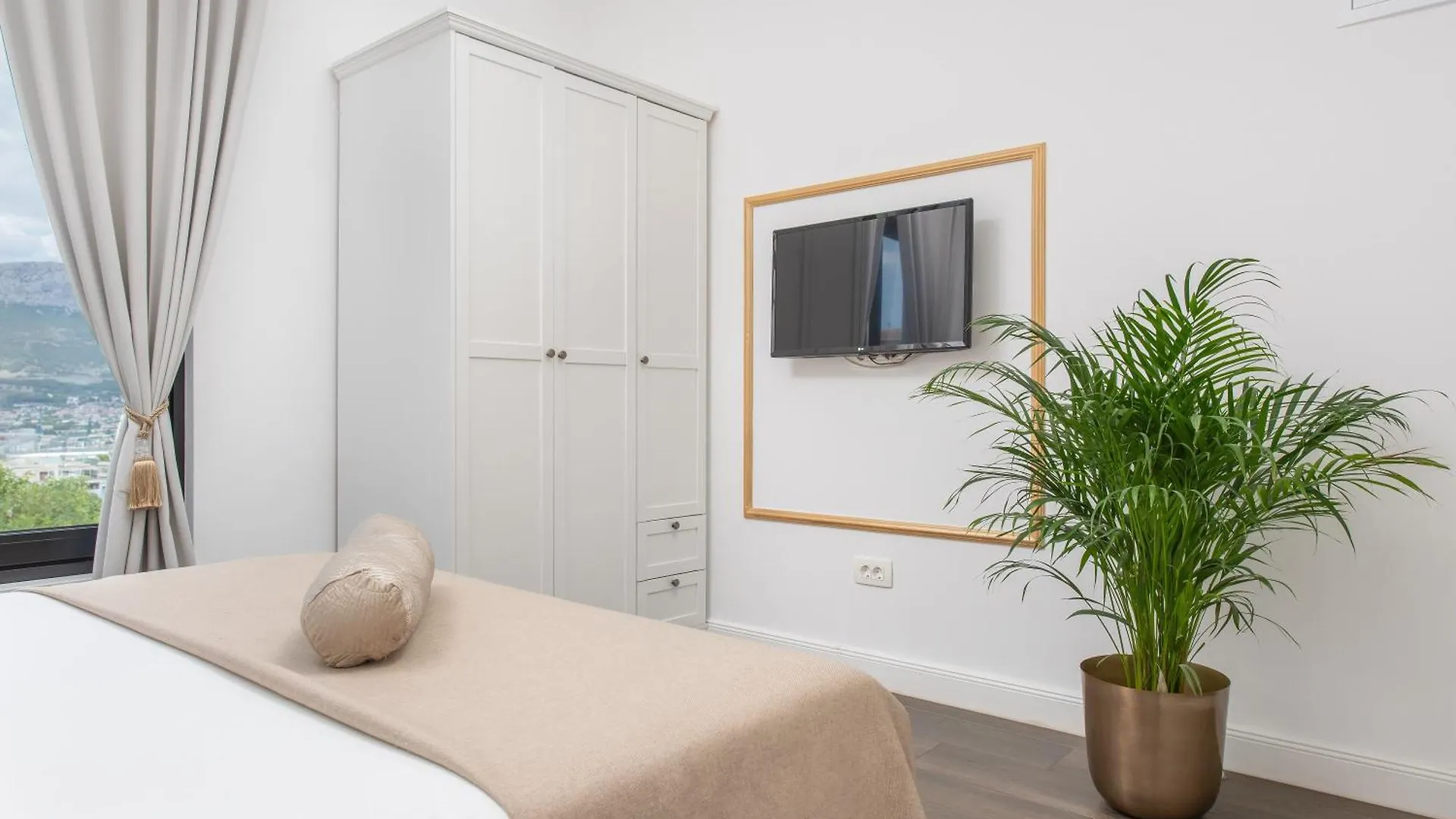 Samstag Parkzone Hotell Split